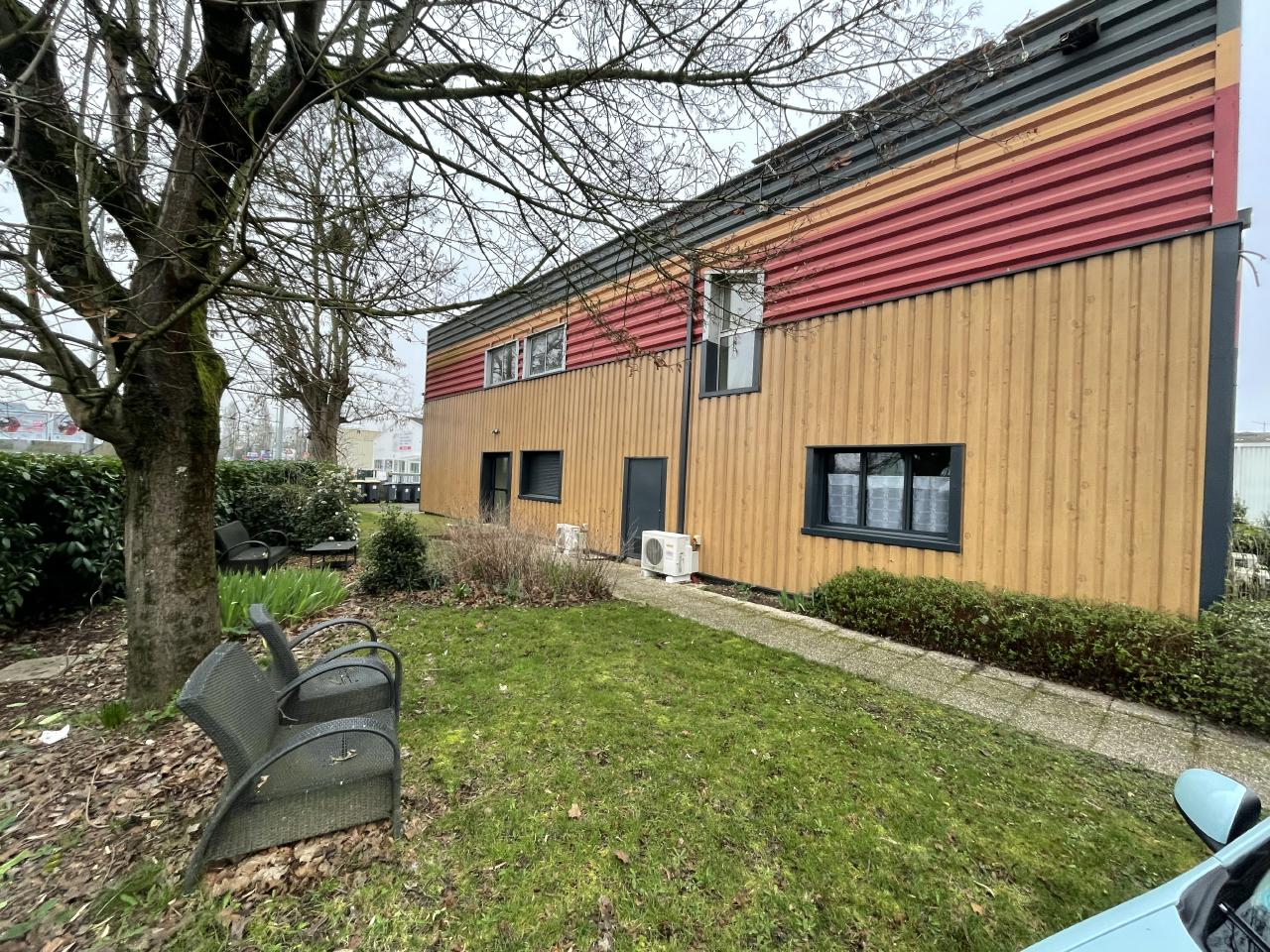 Bureau Saint-Pierre-des-Corps 340m² Location bureau Saint-Pierre-des-Corps Indre-et-Loire OLBUR2420620 3